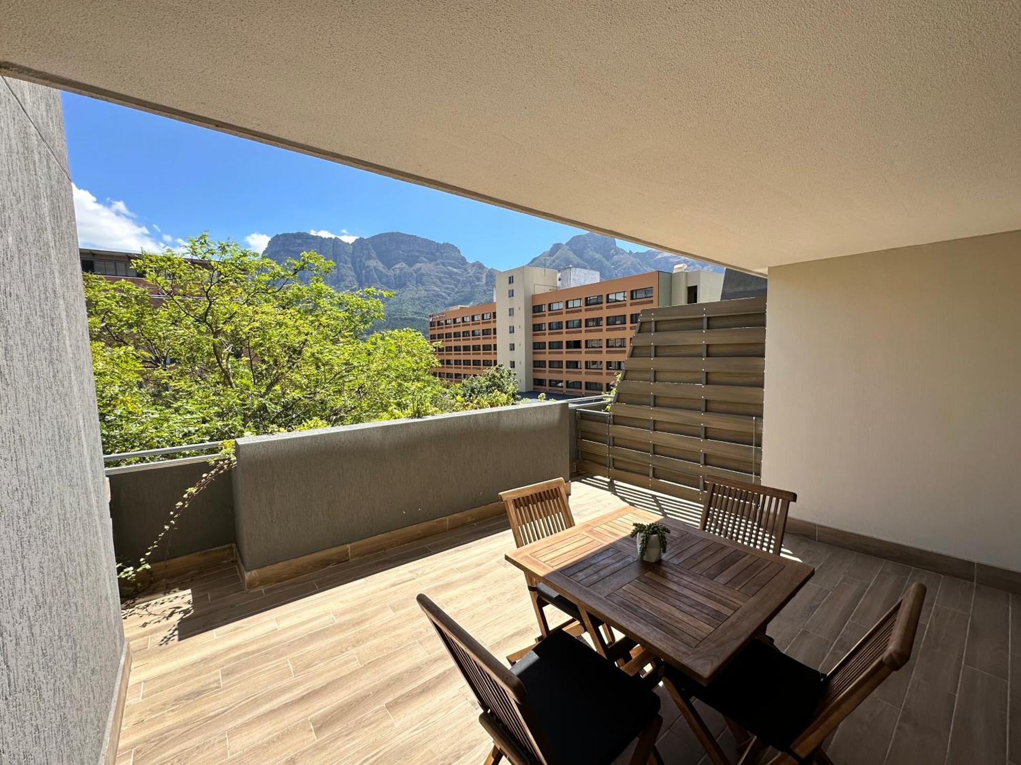 Newlands Peak Apartments Кейптаун Екстериор снимка
