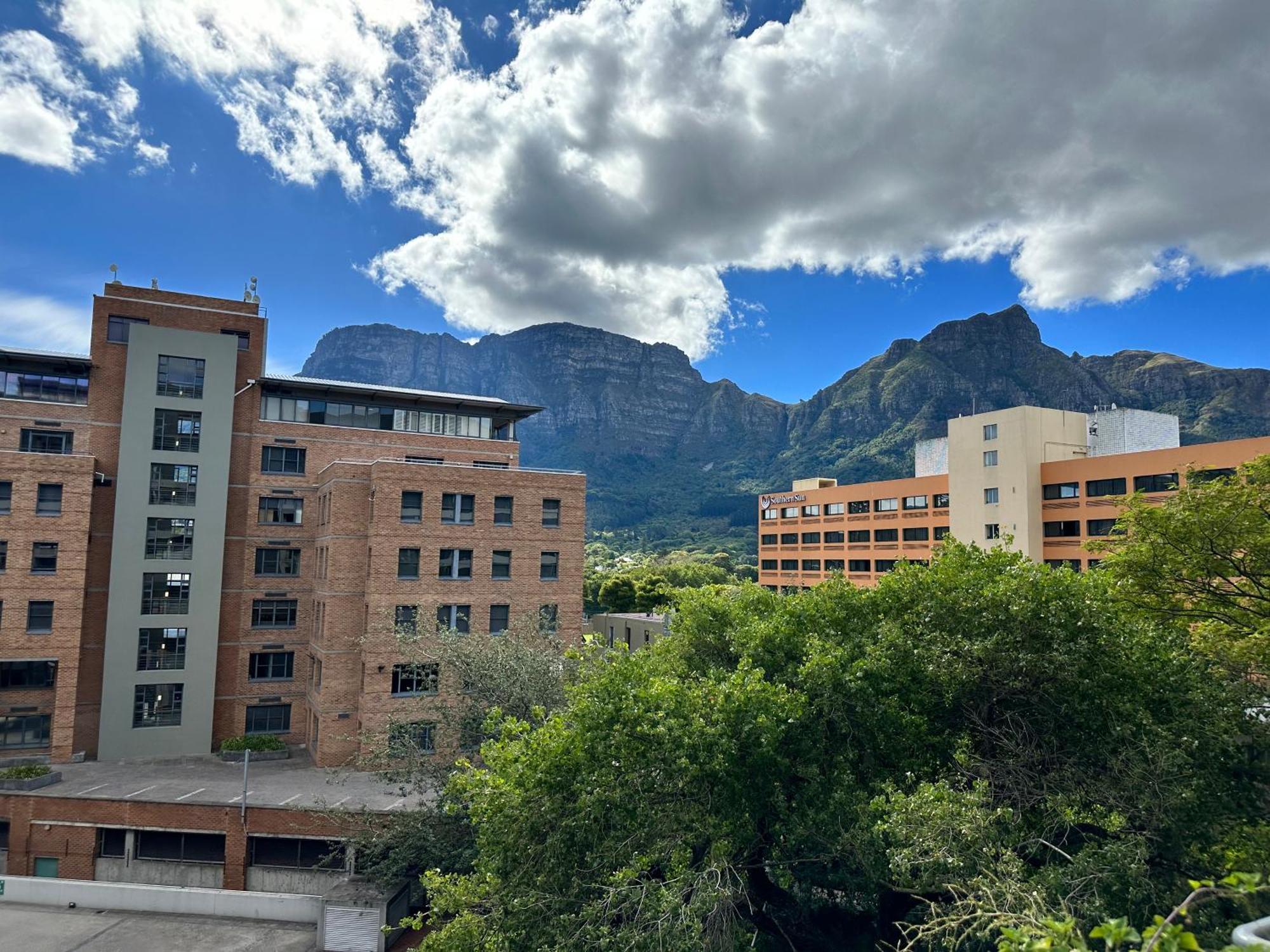 Newlands Peak Apartments Кейптаун Екстериор снимка